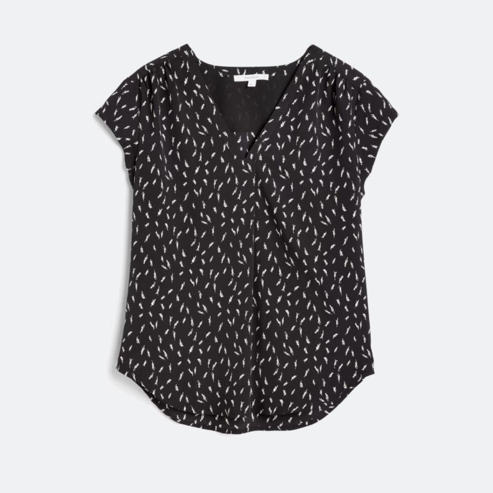 2/$30 🌸 Stitch Fix Monday Fun Lillian V Neck Chic Black Cap Sleeve Fitted Blouse